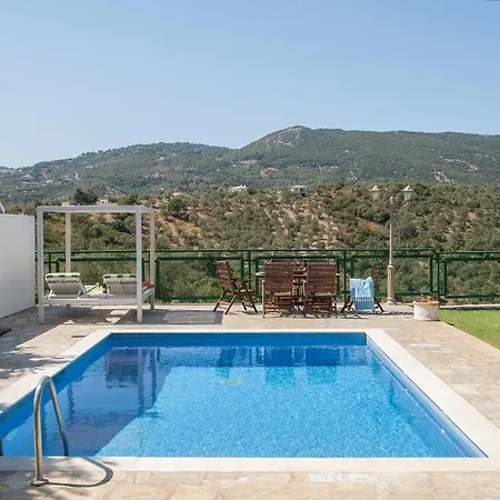 Four Seasons * Kalivia (Skiathos)