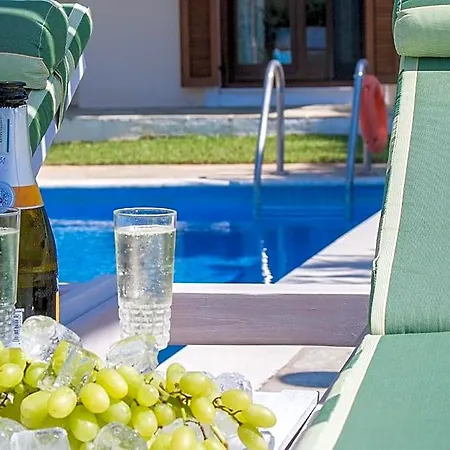 Villa Four Seasons Kalivia (Skiathos)