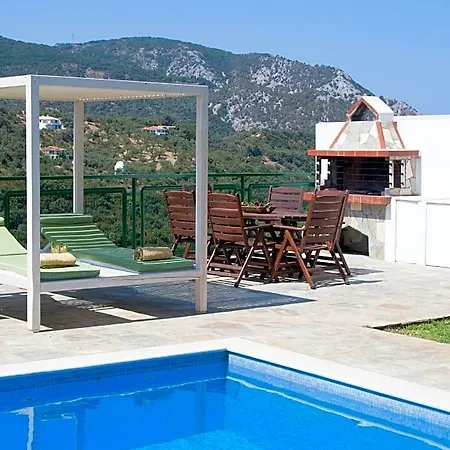 Four Seasons * Kalivia (Skiathos)