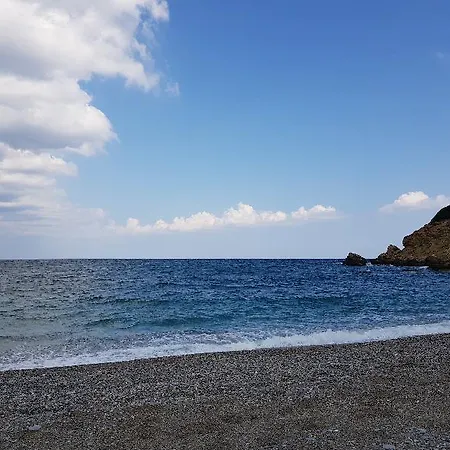 Four Seasons Βίλα *