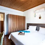 Four Seasons Vila