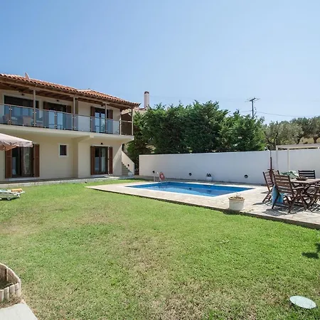 Four Seasons Villa